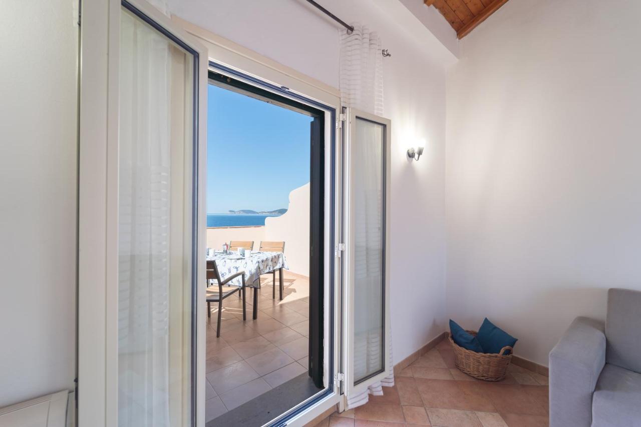 Sea Front Terrace Marco Polo Apartment อาลเกโร ภายนอก รูปภาพ